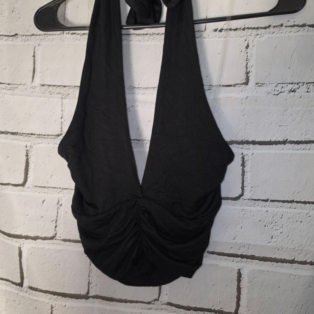 Final-touch Women's Black Crop-top